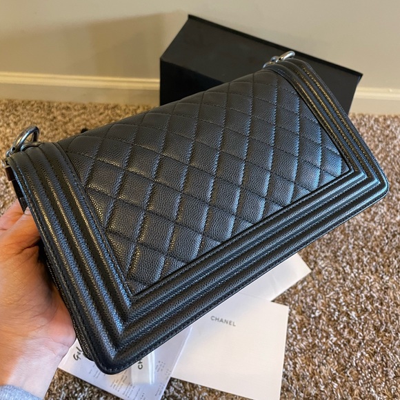 Authentic Chanel Boy 10 Caviar - Picture 3 of 16